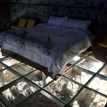 Nuci'S Home Glass Floor Tushemisht Εξωτερικό φωτογραφία